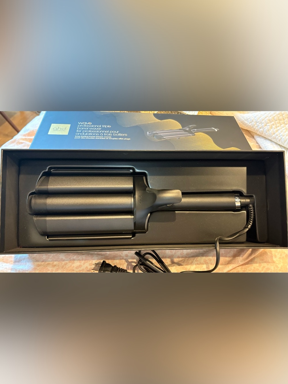 ghd Black & Gold Triple Barrel Wave Styler new open box - Picture 4 of 7